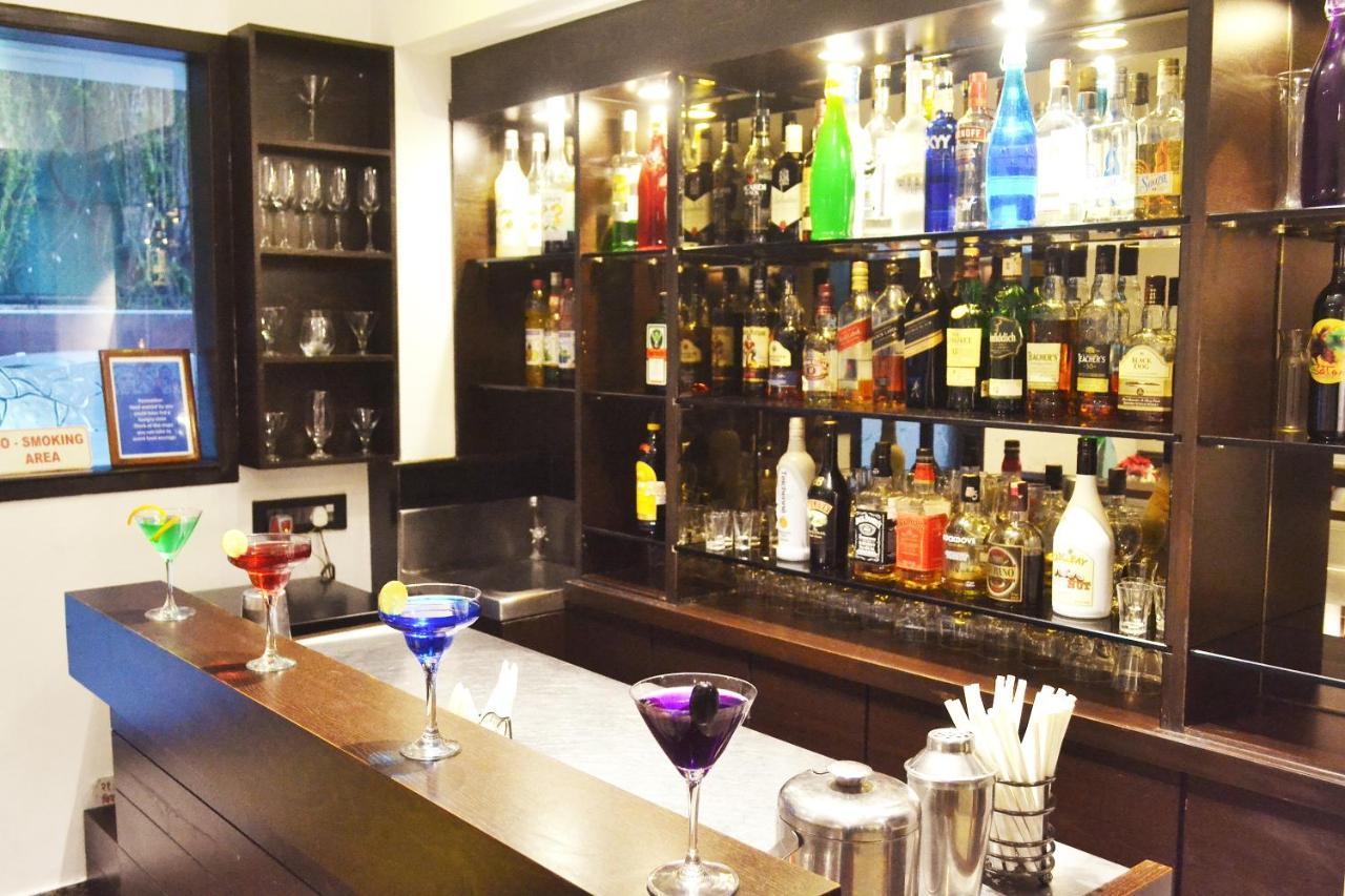 Regenta Place The Emerald Mumbai Bagian luar foto