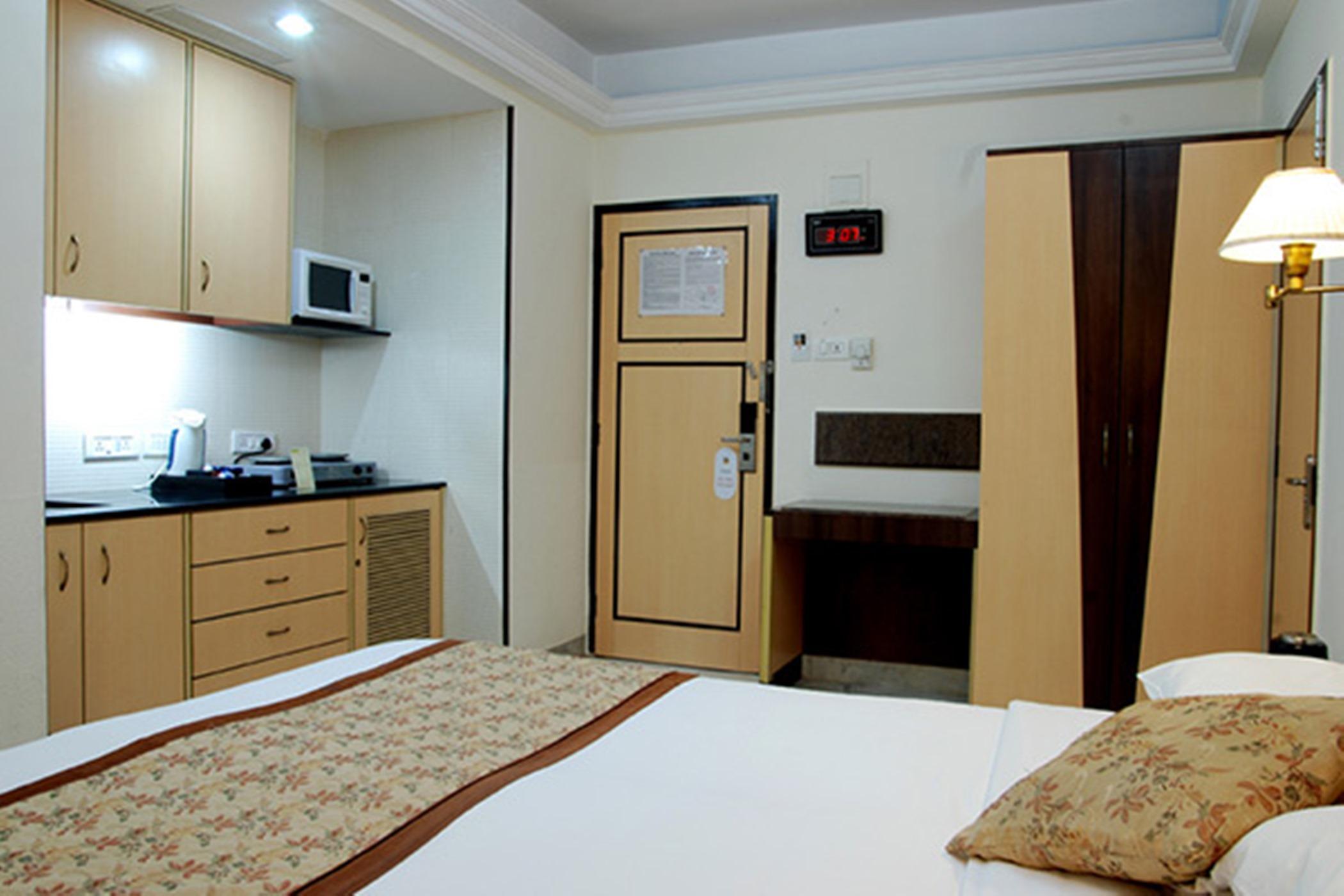 Regenta Place The Emerald Mumbai Bagian luar foto